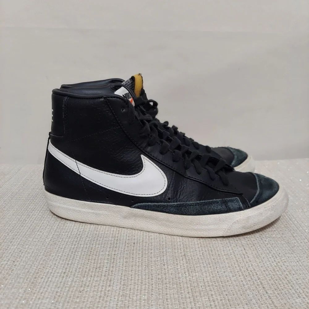 Nike Blazer '77 Vintage‎ Mid Black/White Men Size 10 BQ6806 002